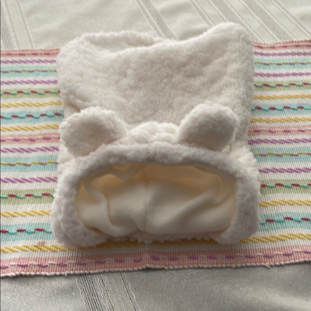 An adorable small pet lamb style fleece jacket perfect for Spring size Small